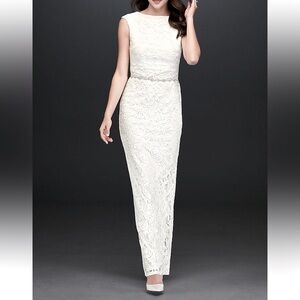 BNWT DB Marina lace sheath wedding dress with back slit. 

Size 4, unaltered.